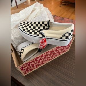 Vans Classic Slip-On Checkerboard stackform - women’s size 9